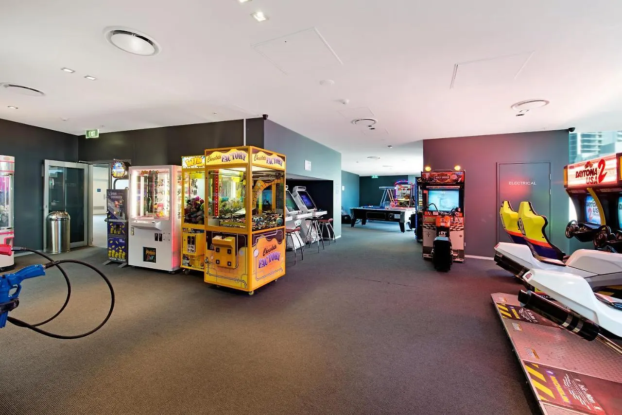 Circle On Cavill Skyhigh Hinterland Retreat Apartment Gold Coast